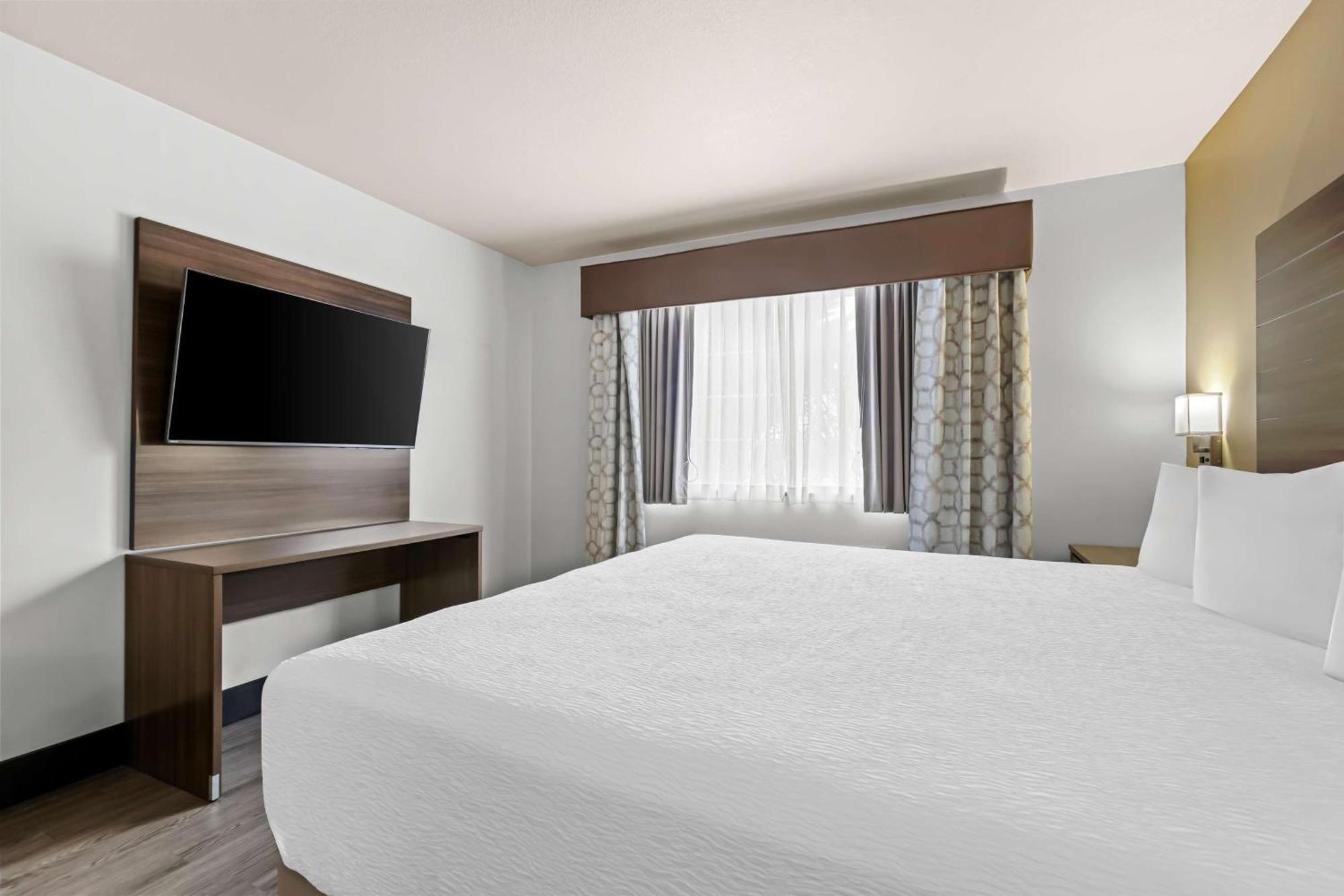 Best Western Plus Caldwell Inn & Suites Екстер'єр фото