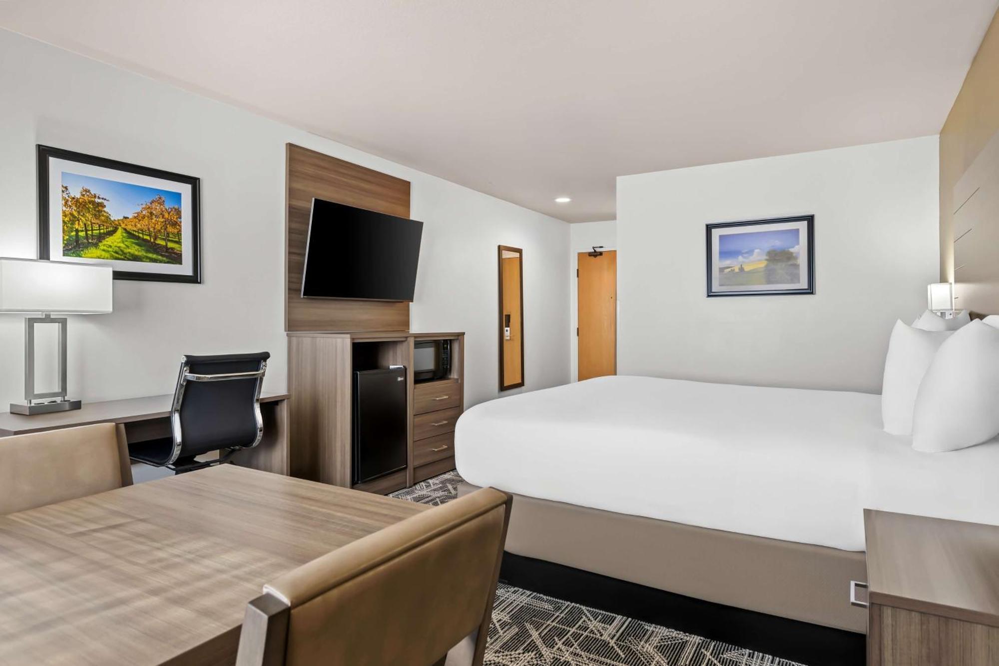 Best Western Plus Caldwell Inn & Suites Екстер'єр фото