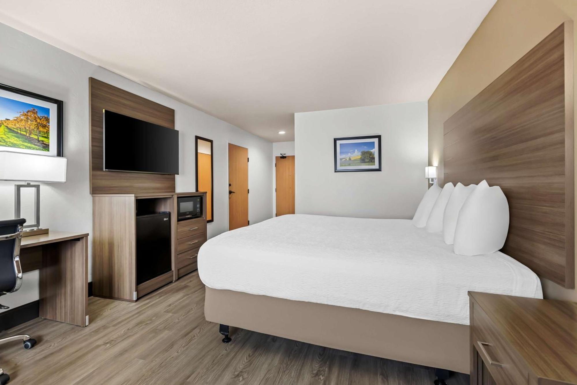 Best Western Plus Caldwell Inn & Suites Екстер'єр фото